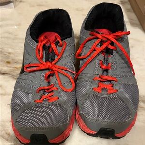 Nike Men's Athletic Shoes in Gray and Red Downshifter 5.